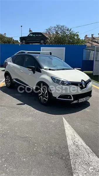 Usado Renault Captur 90 CV (66 kW) 2015 Blanco SUV