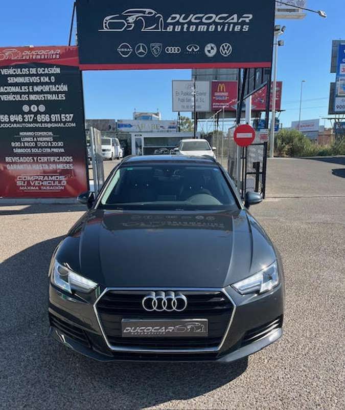 Usado Audi A4 Advanced 150 CV (110 kW) 2019 Gris Familiar