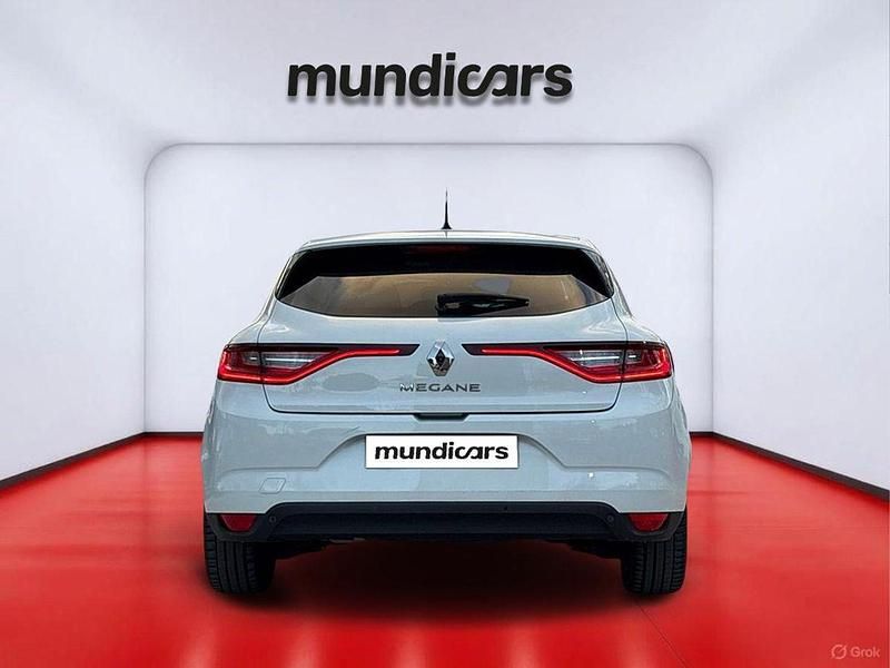 Usado Renault Mégane IV LIMITED 116 CV (85 kW) 2019 Blanco Berlina