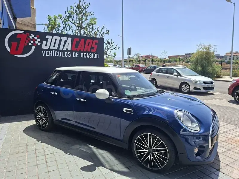 Usado Mini Cooper D 116 CV (85 kW) 2016 Azul Utilitario