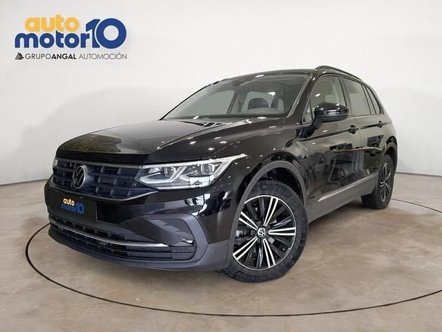 Usado VW Tiguan Life 150 CV (110 kW) 2021 Negro SUV