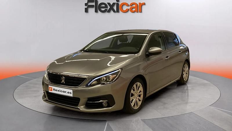 Usado Peugeot 308 Style 131 CV (96 kW) 2020 Gris Utilitario