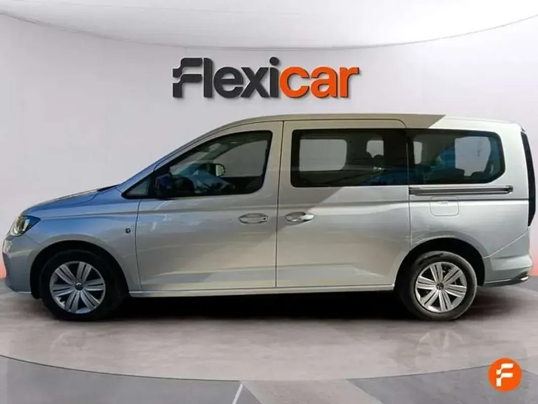Begagnad VW Caddy Maxi 122 HK (89 kW) 2024 Grå Minibuss