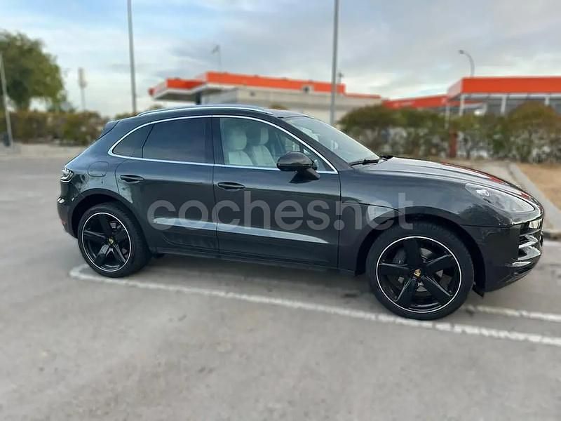 Usado Porsche Macan 245 CV (180 kW) 2018 Gris / plata SUV