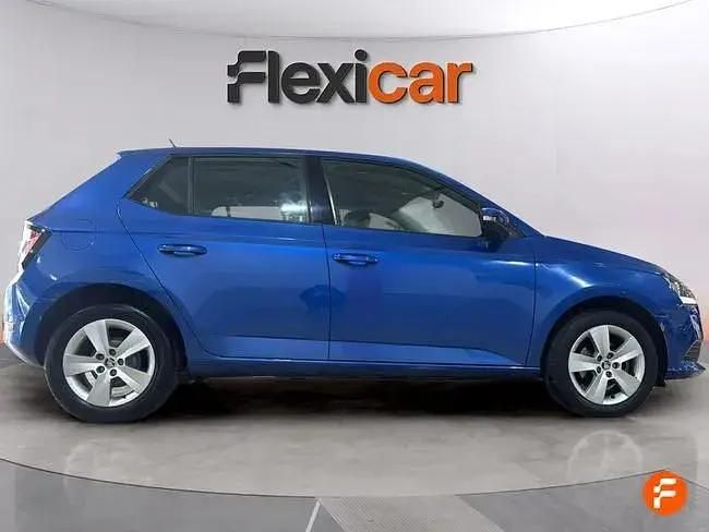 Usado Skoda Fabia Active 75 HP (55 kW) 2019 Azul Citadino