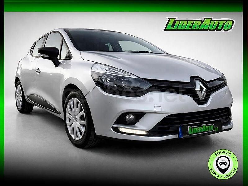 Usado Renault Clio IV Business 75 CV (55 kW) 2018 Gris / plata Berlina