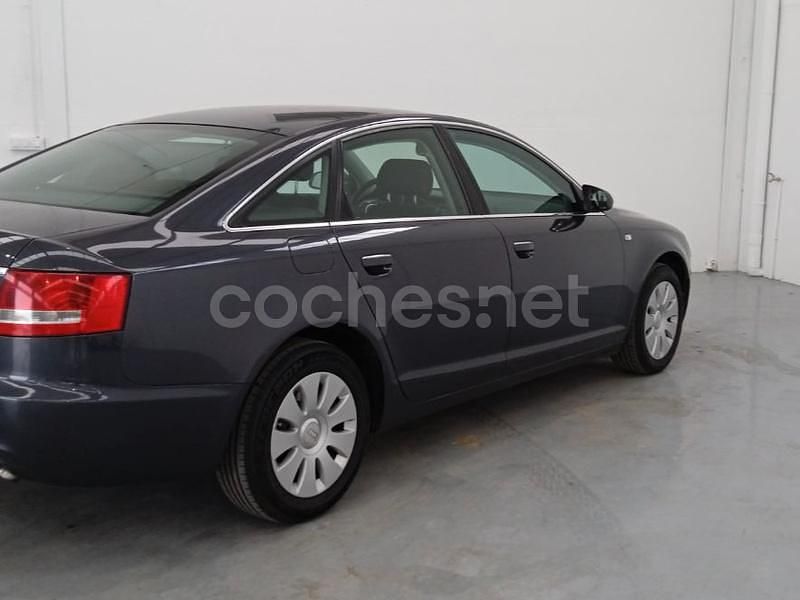 Usado Audi A6 140 CV (102 kW) 2007 Gris / plata Berlina