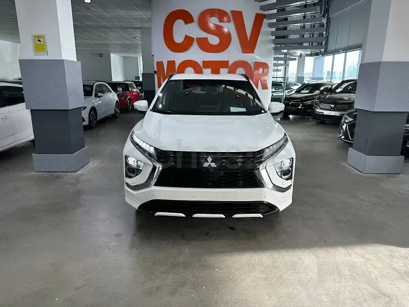 Usado Mitsubishi Eclipse Cross 188 CV (138 kW) 2023 Blanco SUV