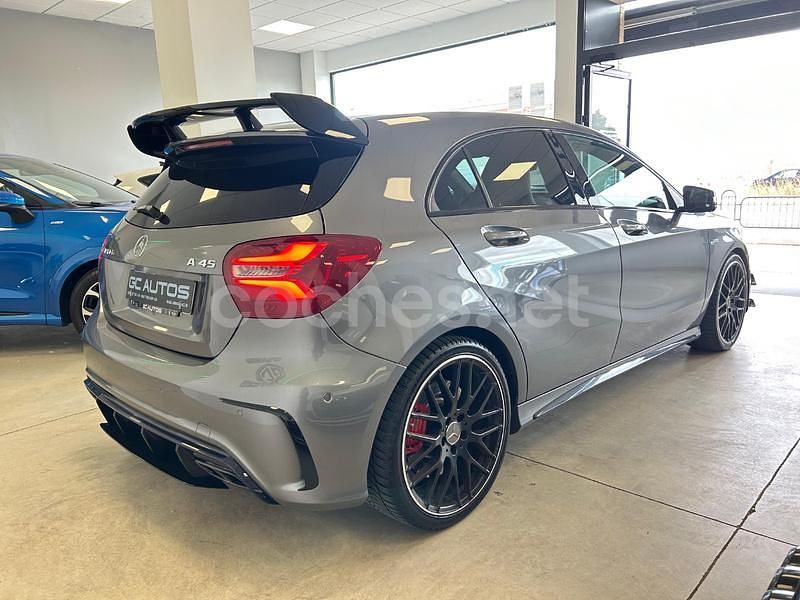 Usado Mercedes A45 AMG 381 CV (280 kW) 2016 Gris / plata Utilitario