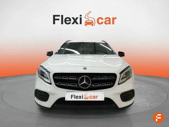 Usado Mercedes GLA200 AMG line 136 CV (100 kW) 2018 Blanco SUV