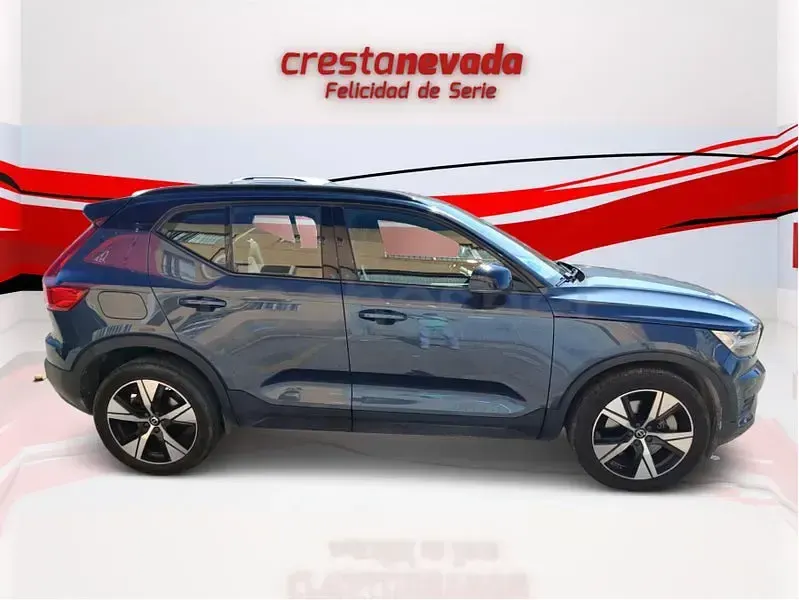 Begagnad Volvo XC40 R-Design 262 HK (192 kW) 2021 Grå SUV