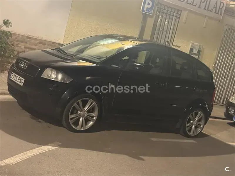 Usado Audi A2 75 CV (55 kW) 2001 Azul Utilitario