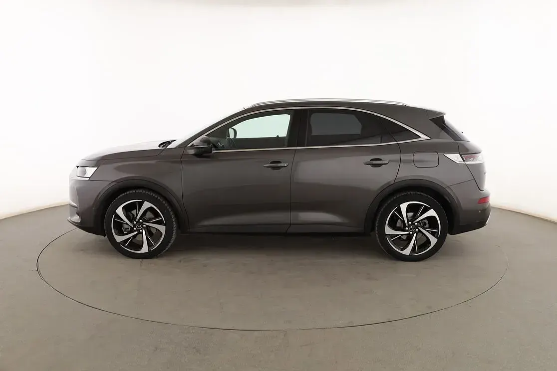 Usado DS Automobiles DS7 Crossback Grand Chic 300 CV (220 kW) 2020 Gris SUV