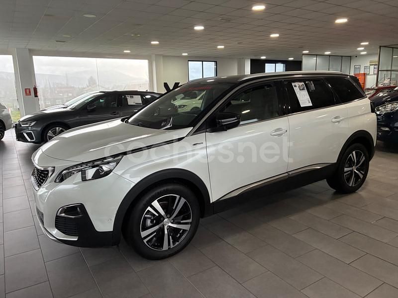 Blanco Usado 2017 Peugeot 5008 GT-line Monovolumen | 22.999 € - Imagen 1/3