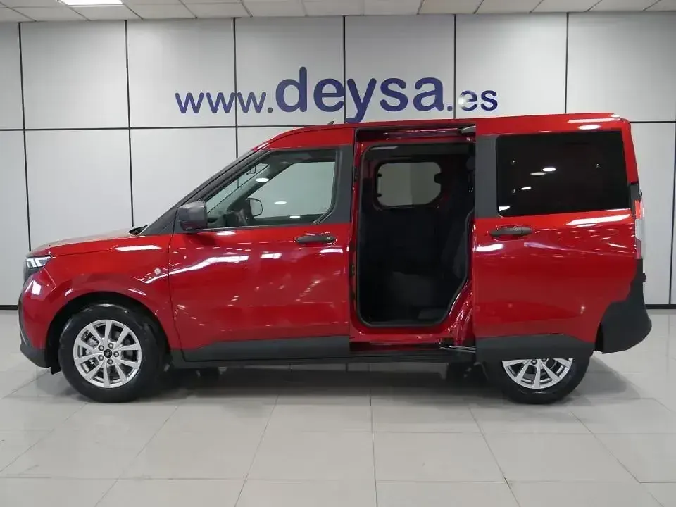 Nuevo Ford Transit Trend 100 CV (73 kW) 2026 Rojo Familiar