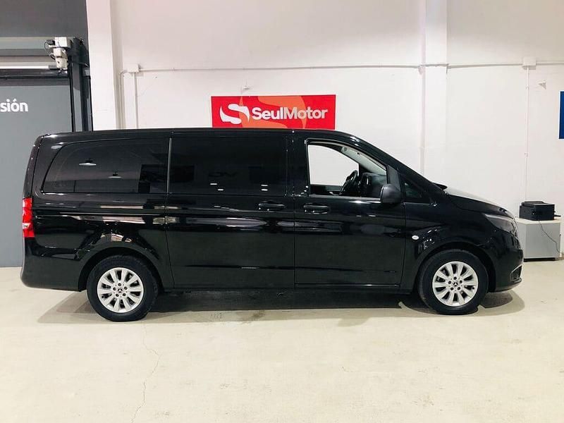 Usado Mercedes Vito 163 CV (119 kW) 2023 Negro Van