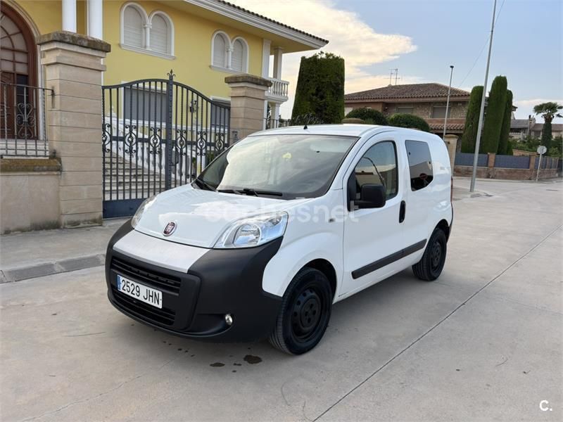 Blanco Usado 2015 Fiat Fiorino Monovolumen | 4499 € (Precio justo) - Imagen 1/4