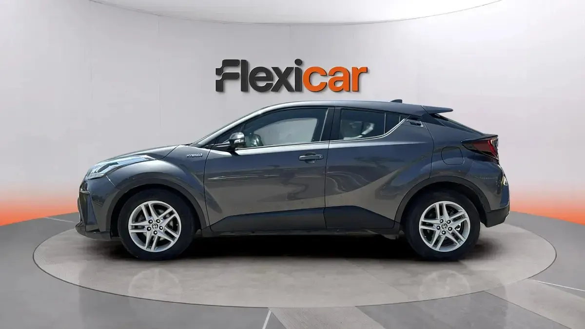 Usado Toyota C-HR Active 122 CV (89 kW) 2021 Gris SUV
