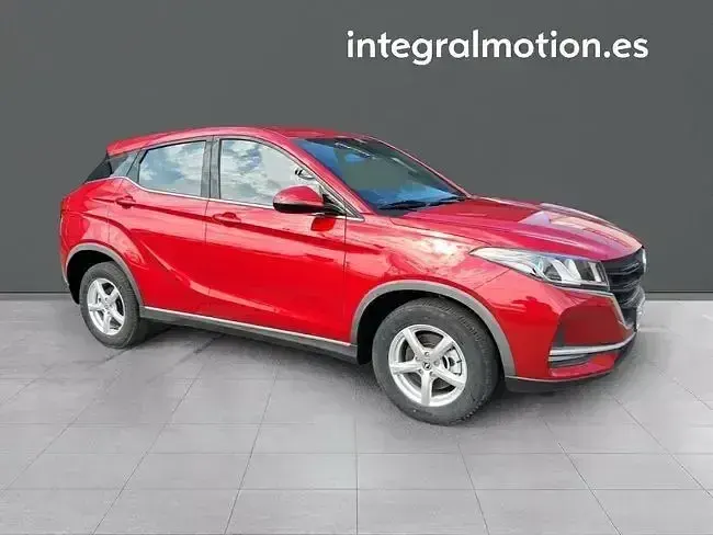 Nuevo DFSK 500 106 CV (77 kW) 2025 Rojo SUV
