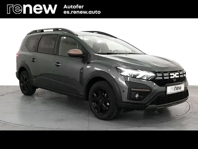 Usado Dacia Jogger Extreme 100 CV (73 kW) 2025 Verde Monovolumen