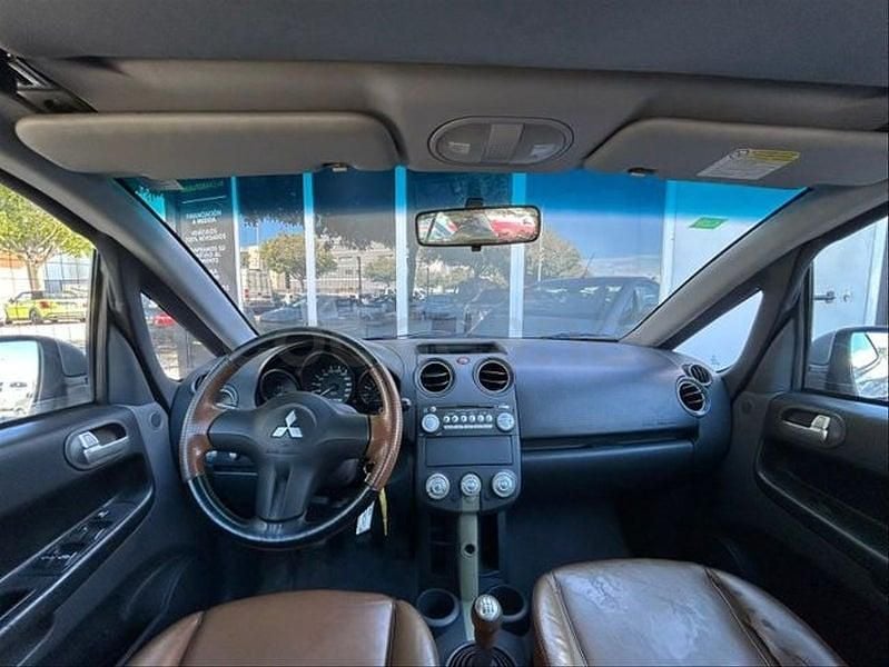 Usado Mitsubishi Colt 150 CV (110 kW) 2007 Marrón Descapotable