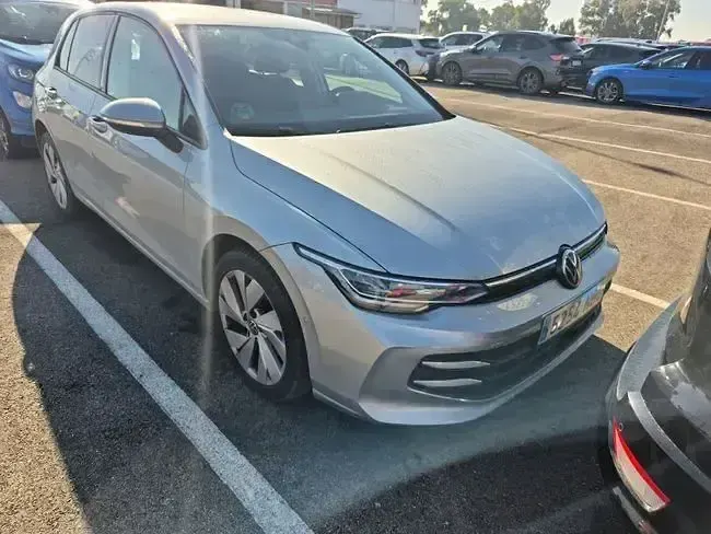 Usado VW Golf VIII 115 CV (84 kW) 2025 Gris