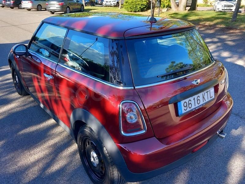 Usado Mini ONE 95 CV (69 kW) 2010 Granate Utilitario