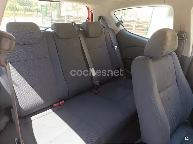 Usado Chevrolet Kalos SE 94 CV (69 kW) 2006 Rojo Berlina