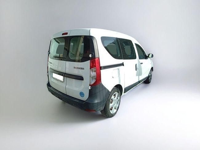 Usado Dacia Dokker Ambiance 102 CV (75 kW) 2019 Blanco Monovolumen