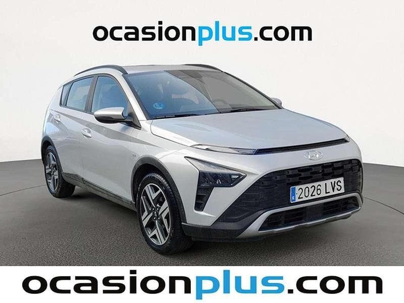 Usado Hyundai Bayon 101 CV (74 kW) 2021 Plateado SUV