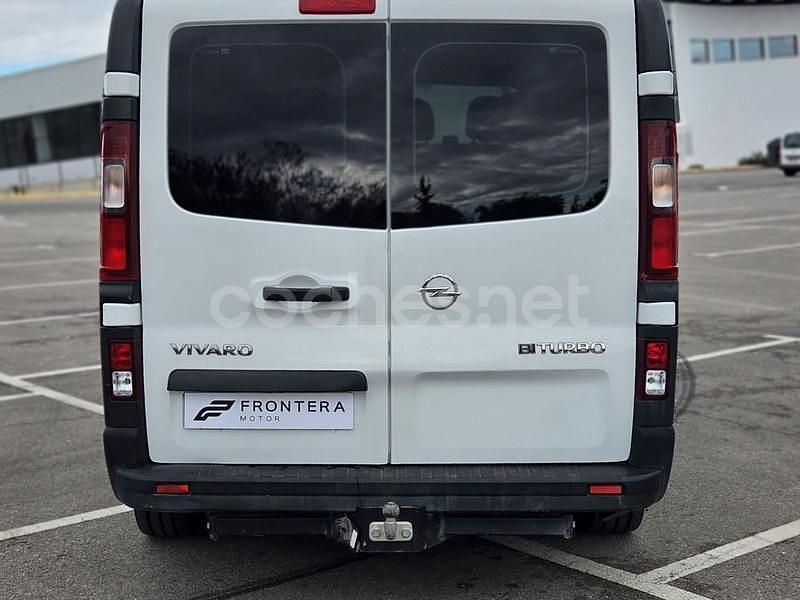 Usado Opel Vivaro 125 CV (91 kW) 2018 Blanco Monovolumen