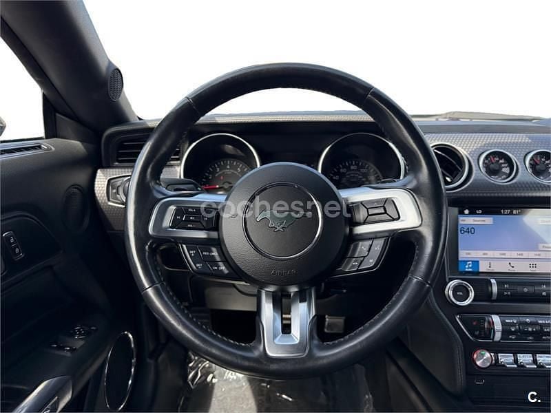 Usado Ford Mustang 314 CV (230 kW) 2019 Gris / plata Coupe