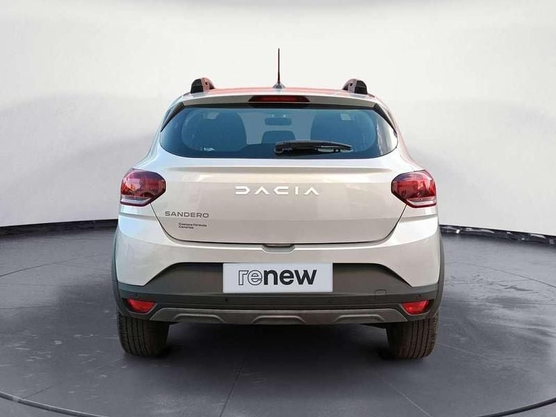 Usado Dacia Sandero Expression 91 CV (66 kW) 2023 Gris Berlina