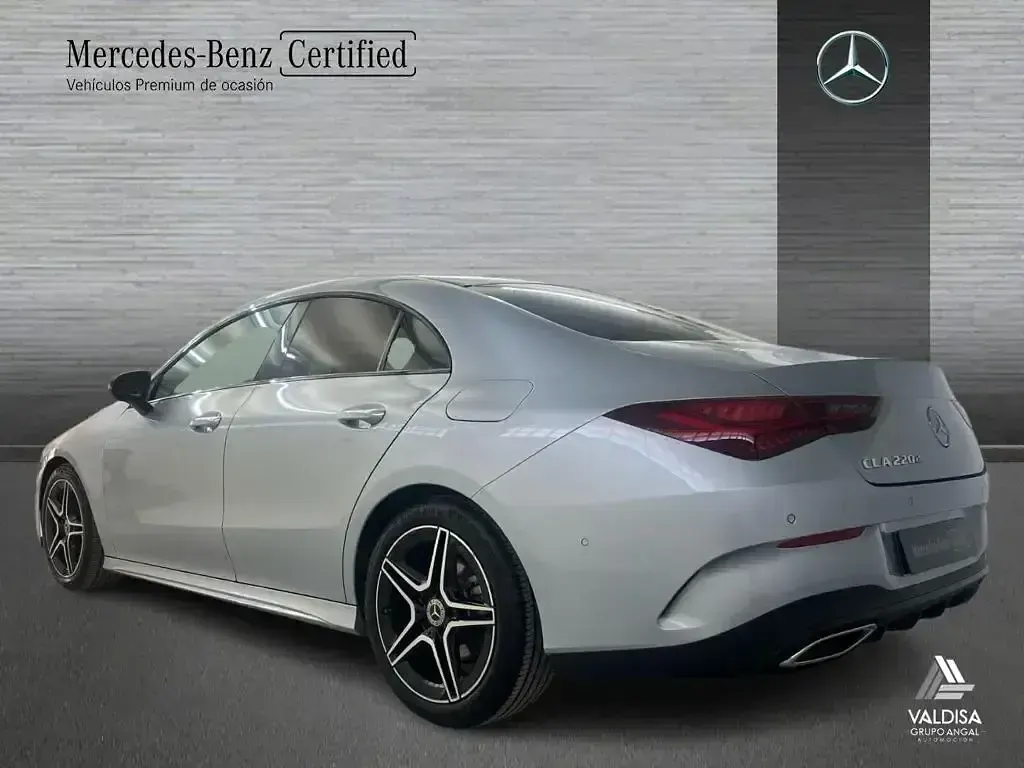 Occasion Mercedes CLA220 AMG line 190 PK (139 kW) 2025 Zilver Sedan