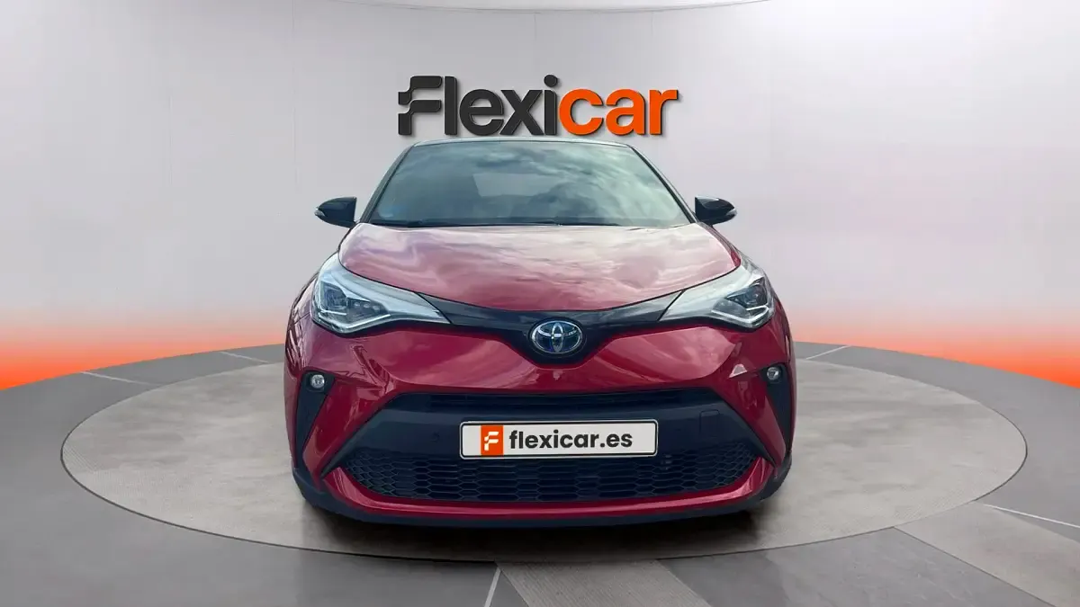 Begagnad Toyota C-HR Advance 184 HK (135 kW) 2022 SUV
