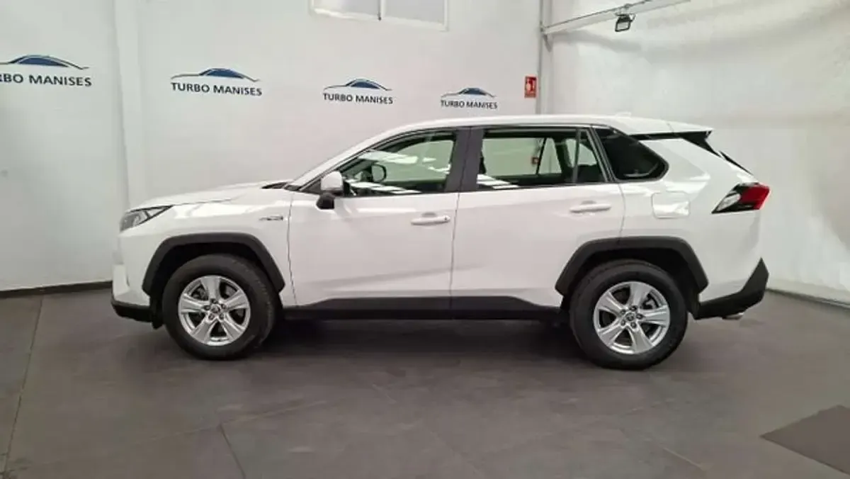 Usado Toyota RAV4 Hybrid Advance 218 CV (160 kW) 2021 Blanco SUV