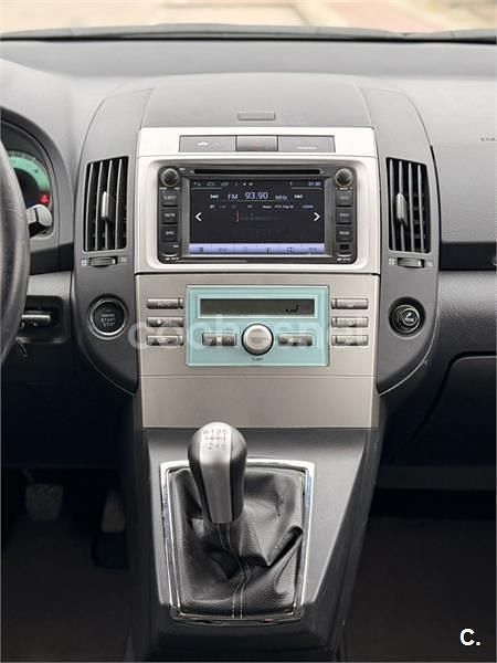 Usado Toyota Corolla Verso Sport 177 CV (130 kW) 2006 Gris / plata Monovolumen