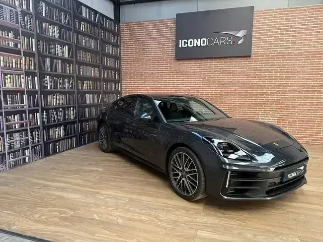 Usado Porsche Panamera 4 E-Hybrid 470 CV (345 kW) 2026 Utilitario
