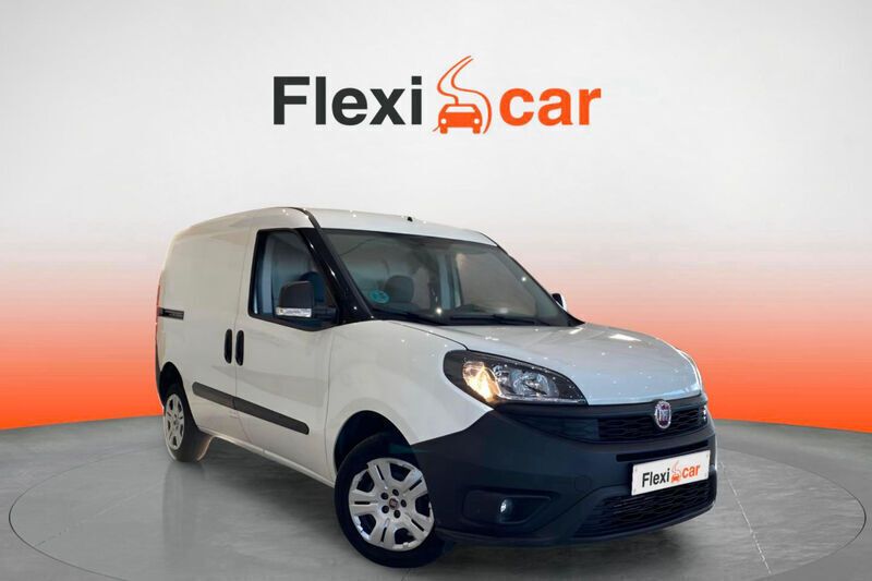 Blanco Usado 2022 Fiat Doblò Monovolumen | 12.990 € (Buen precio) - Imagen 1/4
