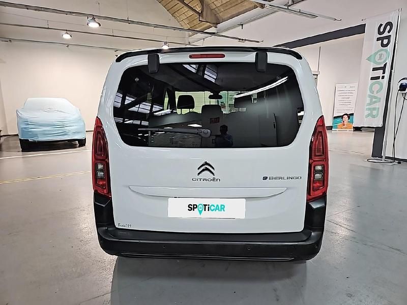 Usado Citroën Berlingo Shine 100 kW (136 CV) 2024 Blanco Monovolumen