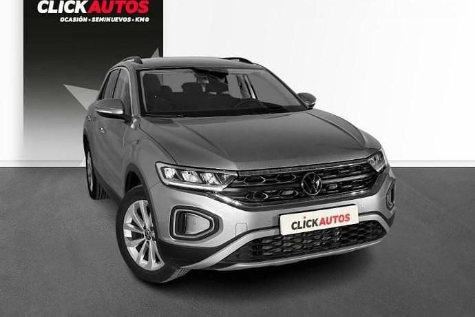 Usado VW T-Roc Life 110 CV (80 kW) 2023 Negro SUV