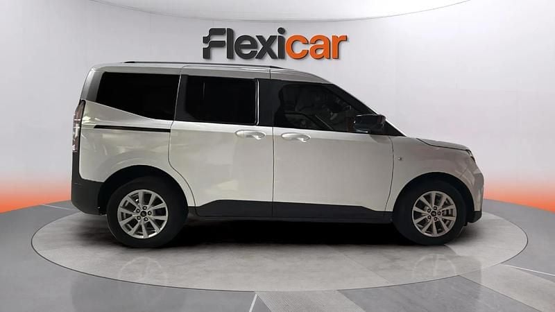 Usado Ford Tourneo Courier Active 125 CV (91 kW) 2023 Blanco Monovolumen