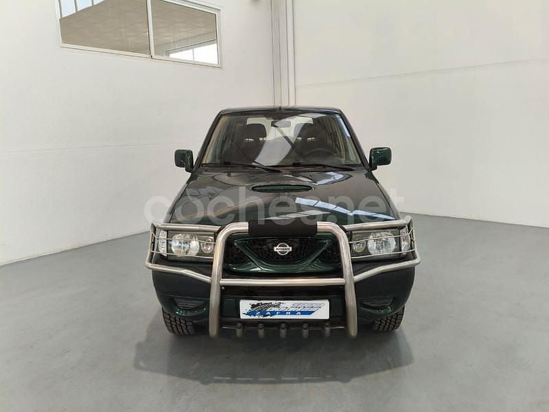 Verde Usado 2001 Nissan Terrano Comfort SUV | 10.000 € (Buen precio) - Imagen 1/4
