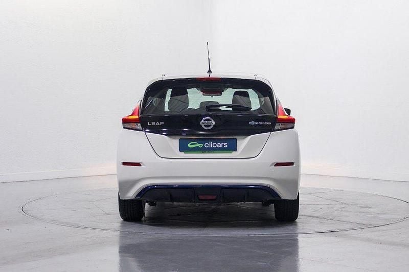 Usado Nissan Leaf Acenta 110 kW (150 CV) 2018 Blanco Utilitario