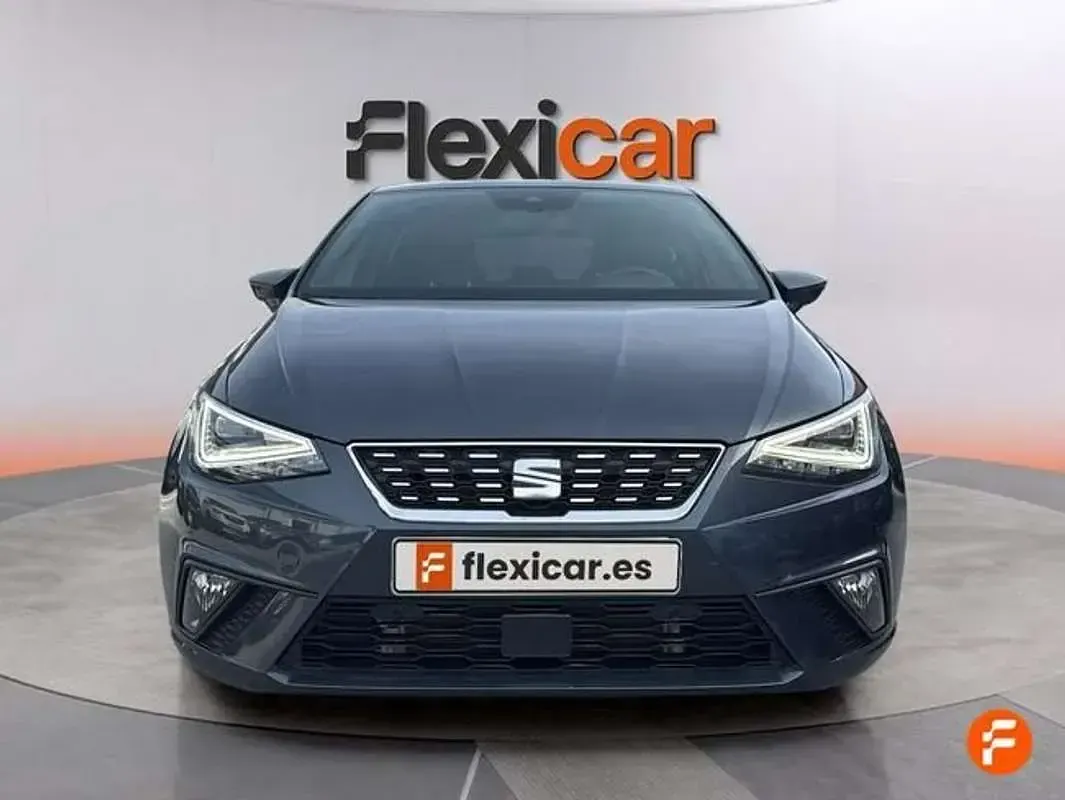 Usado Seat Ibiza Reference 115 CV (84 kW) 2024 Azul Utilitario