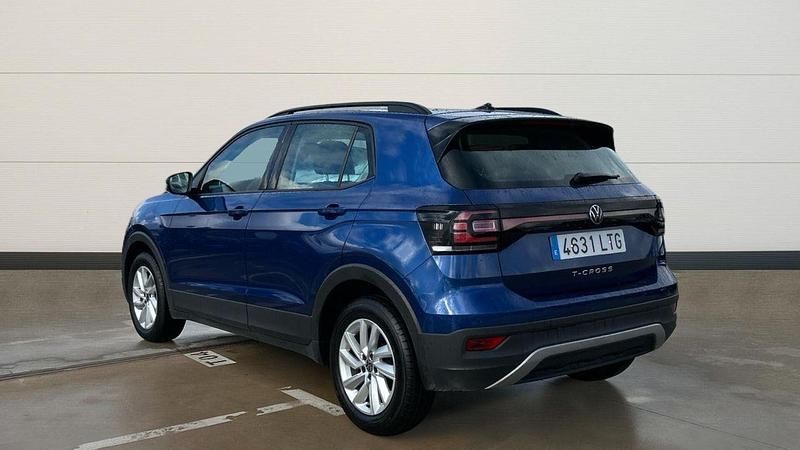 Usado VW T-Cross Advance 95 CV (69 kW) 2021 Azul SUV
