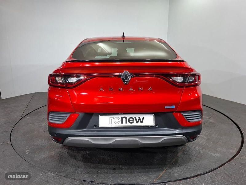 Usado Renault Arkana Zen 145 CV (106 kW) 2022 Rojo SUV