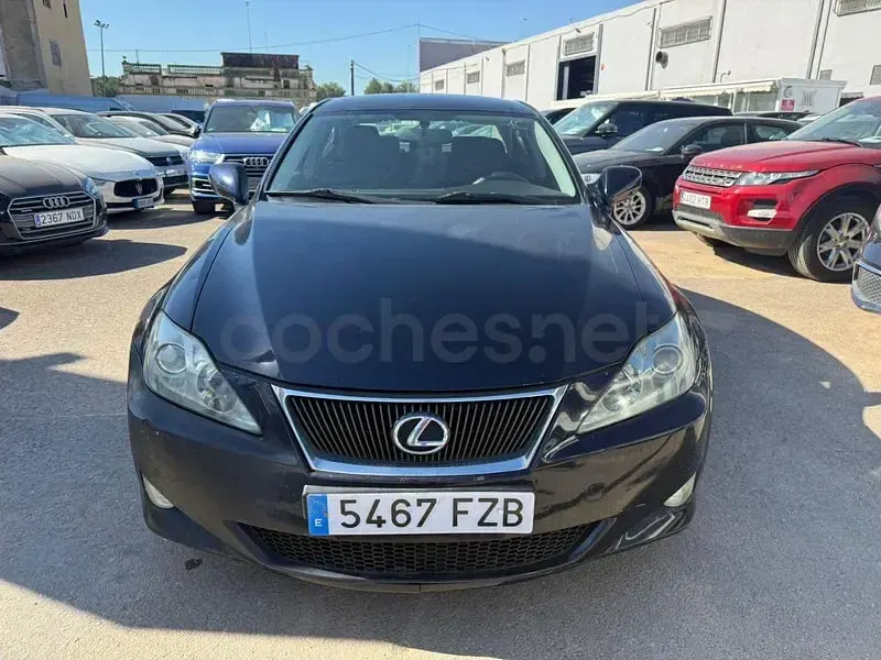 Usado Lexus IS220d Sport Line 177 CV (130 kW) 2008 Azul Berlina