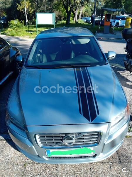 Gris / plata Usado 2010 Volvo S80 Momentum Berlina | 8500 € - Imagen 1/4