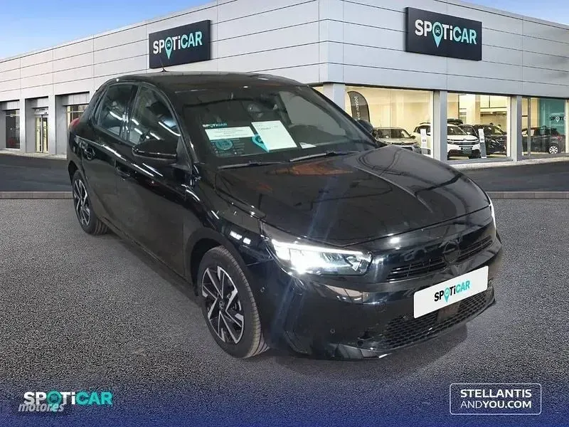 Usado Opel Corsa 100 CV (73 kW) 2025 Negro Utilitario